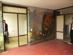 main-room-603-with-scenery